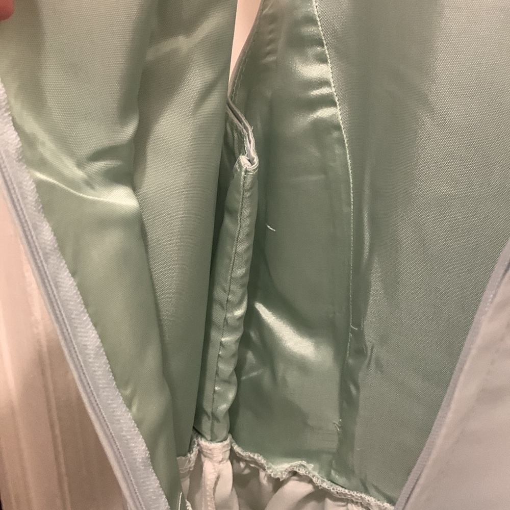 Green Dress - Picture 6 of 6